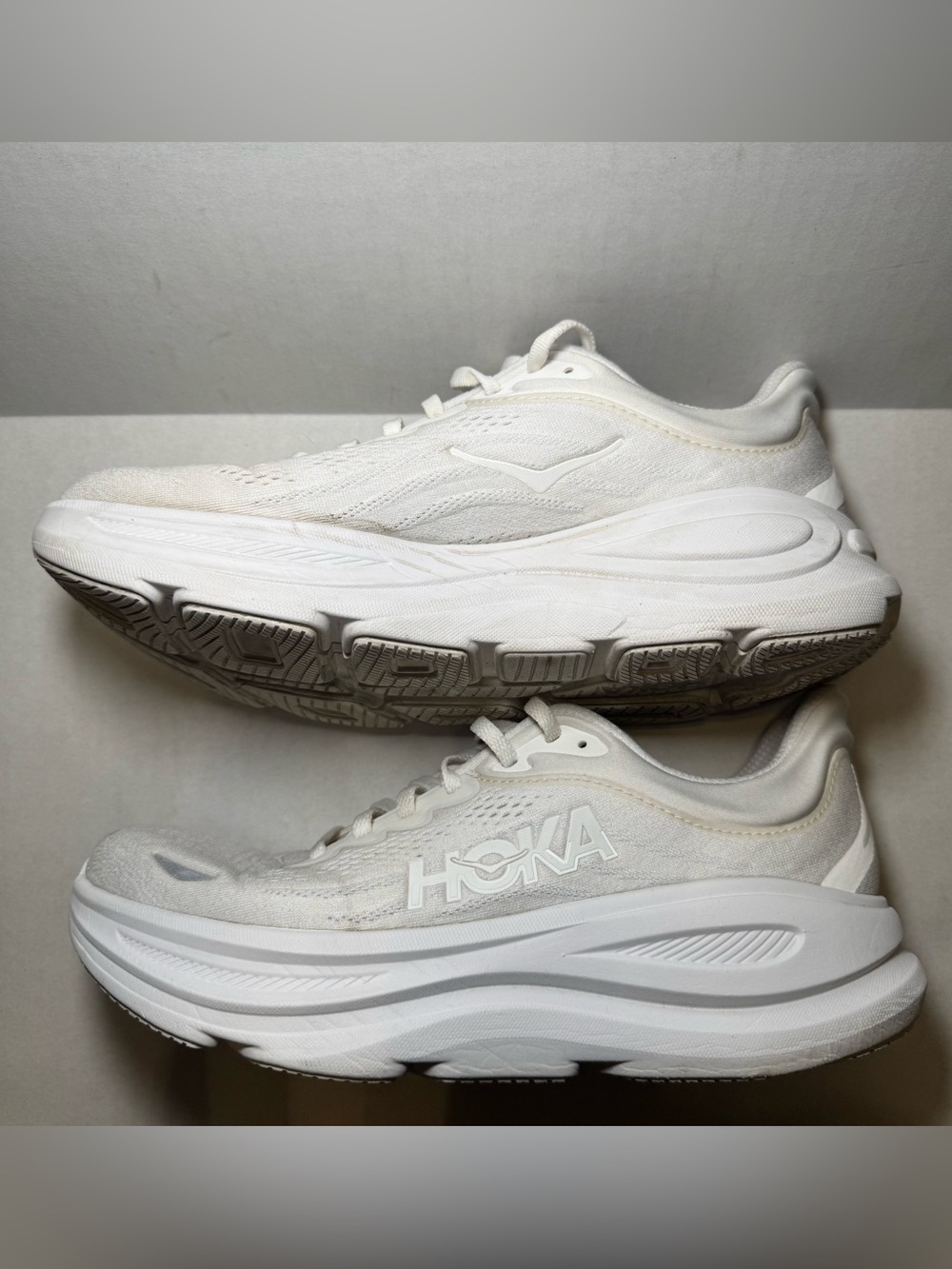 HOKA Bondi 9 Women’s Size 9.5 White Running Shoes